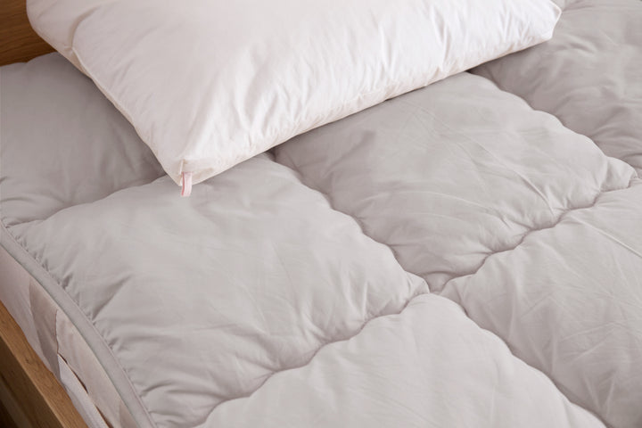 イワタ】【値段交渉可】キャメル敷きパッド レギュラータイプ ベージュ