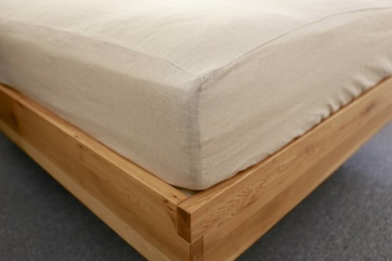 100% linen fitted sheet (for bed)